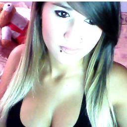 gêminiana, 17 anos , Diiva da Huntcolirios  marida da :@caasaantana :3 , mozzii do:@RenanSkalinni S2' // viva para ser feliz ♫