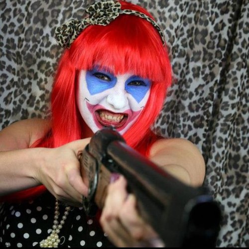 apassingcloud's profile picture. Mostly just me moaning, baking, second hand shopping, and generally sharing my stream of consciousness. Why wouldn't you want to follow that?!?