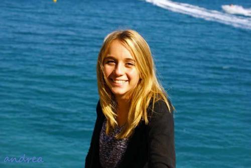 andreabnss's profile picture. Duodeviginti.