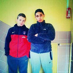 YaniisDesBarns's profile picture. 