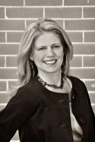 We work with leaders and organizations to ensure optimal performance.