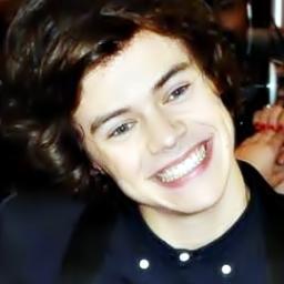I just want you to understand that my love is not passajeiro, love you January to January, until the world ends
Taciane Brasil