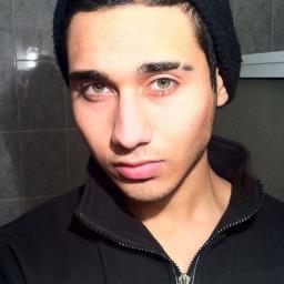 u know what? u don't need to know much bout me !
just follow