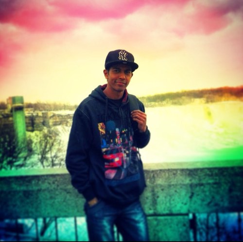 ronnie12123's profile picture. 