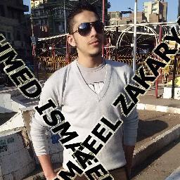 كاتب و عاشق للتحدى ومهتم بالتقنيه