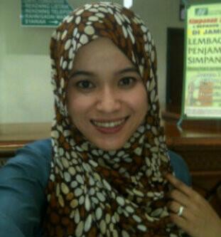 *i love the lord n my self even i am nobody*
 I'm simple, straight and not fake..(: