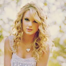 Official Page of Taylor Swift Las Vegas. Follow me and I'll Love you. Just ask for a follow back ;) GO SWIFTIEs!^^ Don't unfollow or I'll unfollow you back ;)