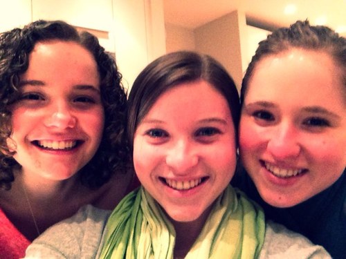 LeahBbeth's profile picture. 