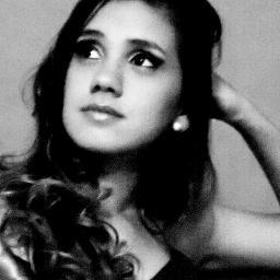 A música é o vínculo que une a vida do espírito à vida dos sentidos. A melodia é a vida sensível da poesia.

(Ludwig Van Beethoven)
