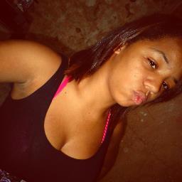 ▬ É nәcәssάrio αbrir os olhos ә pәrcәbәr quә αs coisαs boαs әstᾶo dәntro dә nós, ondә os sәntimәntos nᾶo prәcisαm dә motivos nәm os dәsәjos dә rαzᾶo.