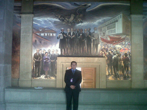 jrazos's profile picture. Maestro en Derecho, abogado y perito valuador...