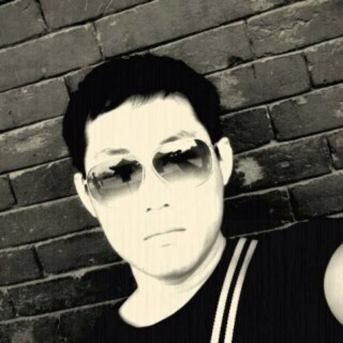 15047155200's profile picture. 这个世界有另一个你