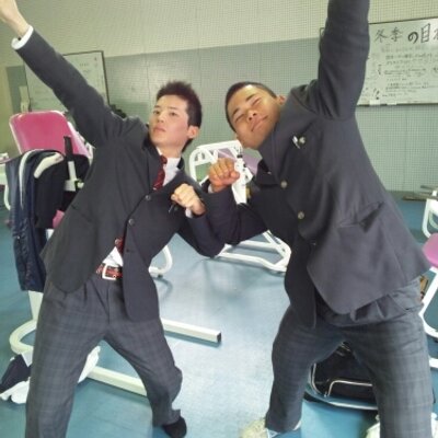Showta Twitter પર Yuzuponnn24 警察官ぽい感じ 笑 髪切ったら