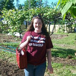 Proud HS math teacher, MLIS graduate, life-long KYian. Believe in the power of libraries, schools, & our youth. I love books & PUBLIC education! 💪🍎📚 she/her