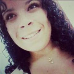 - ha ha Estudante , Alegre Feliz Filha De Deus Vigiada por 24 hrs !!  o resto só conhecendo praa sabeer !
Facebook :http://t.co/Xu58GK2w