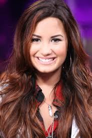 lovatodemirox's profile picture. I follow back!!