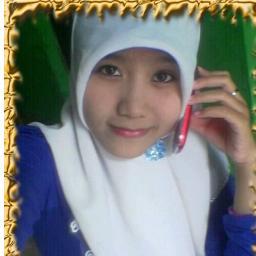 nama : wasilatun nurbaiti khasanah
ttl : tegal 1 april 95
warna fav : kuning
mak fav : bakso