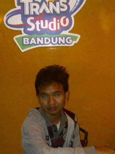 Agadyan's profile picture. 1st Public SHS Medan'08♥|Industrial Engineering USU '11♥|What is the next?