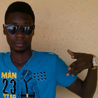 Ma name is aderonmu tunde aka tuneteck 4 bookin pls cal 08130237817 BB pin 326FCA02.