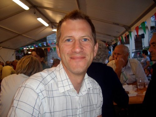 Byråkrat som twittrar om skola, DIF och politik. Twittrar privat.