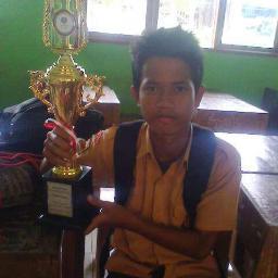 Ryan Wynalda Maulana | X TITL SMK MITRA INDUSTRI MM2100 luar biasa :-D | 27 juni 1998 | 15 yeasr old | VMC {()}