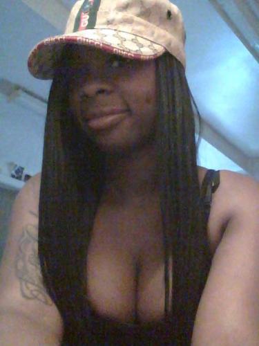 - Tf You wanna BEEF My TEAM Been READY? You Aint FOLLOWING Me , You BITCHES Damn NEAR Smoking DICK . BADD Bitches Only Zone So Fuck w/ me (: #ripFreakyNBS!