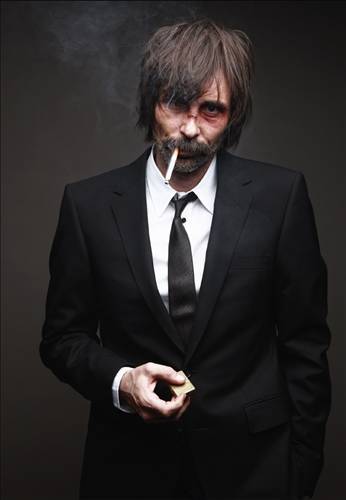 Birsizofren's profile picture. Şizofrenik Hareketler.