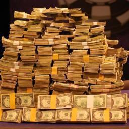 Amante del tenis, fútbol y value