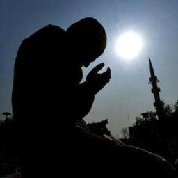 أَشْهَدُ أَنْ لاَ إِلَهَ إِلاَّ اللَّهُ وَ أَشْهَدُ أَنَّ مُحَمَّدًا رَسوُلُ ال
Ашхаду алля иляхаилляЛлах ва ашхаду анна Мухаммадан расулюЛлах.