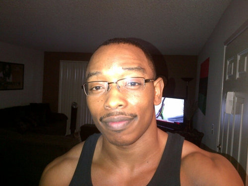 STRAIGHT OUTTA EAST ST. LOUIS, ILLINOIS!! LET THE TWEETS BEGIN!!