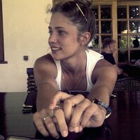 Nieke Fichardt (@nieke8) 's Twitter Profile Photo