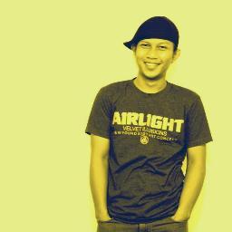 yitno21's profile picture. 