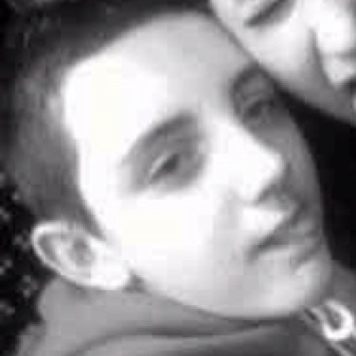 aimlessarr0w's profile picture. You're all taller than me