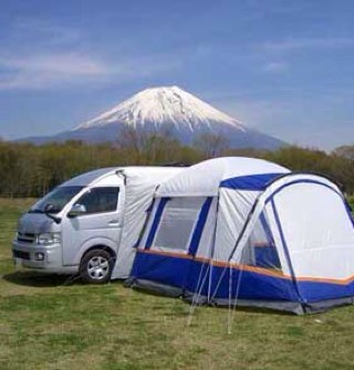 アウトドア・自然環境が 好きで のんびりキャンプを楽しんでいます。 ノルディックウォーキングで 健康維持？ 頑張ります！ p(^o^)q