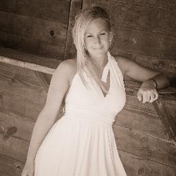 LaflammeGen's profile picture. Je suis notaire depuis maintenant 4 ans. Je tweet afin de partager avec vous de petites nouvelles juridiques intéressantes. Suivez-moi!