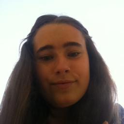 xxbeccaxx123's profile picture. Hey, um...I like to write, read and draw and am kinda new to twitter