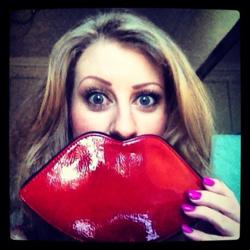 louloupenrose's profile picture. 