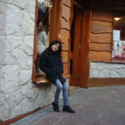 celeste romito tengo 10 años naci en el 2003
voy a la escuela punta mogotes mi mama se llama laura y mi papa dario mi seño andrea