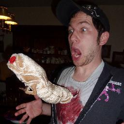 iwxLeprechaun's profile picture. 