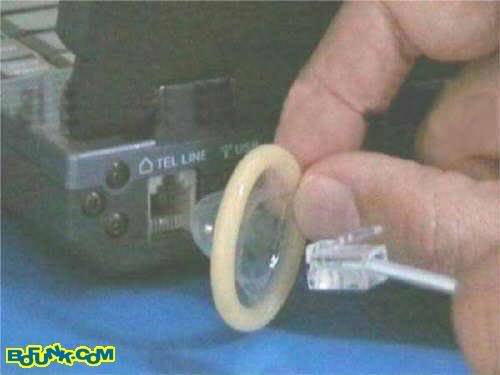 fsckerpantz's profile picture. Kinky is using a feather, perverted is using the whole chicken.