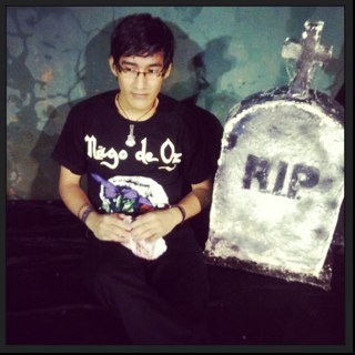 michaelikeit's profile picture. Solo la luna sabe cuantas veces mire al cielo y suspire por ti... :3