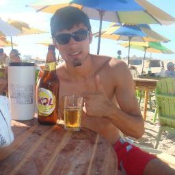 Apénas viva, e viva para você.Ninguém vai morrer por tu.