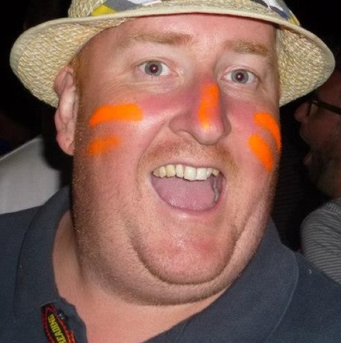 GrahStone's profile picture. Portsmouth Born. Currently residing in Farnborough. Sell parts for Aircraft for a living. Love Pompey FC and music. Mixed in with a bit of Cricket & Darts.