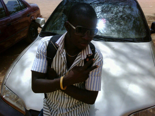 Am alexander, 26yrs. Am a stdnt of dorben poly. If u wnts to knw more abt me, HIT DA MESSAGE BOTTON.