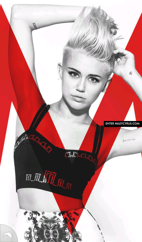 A SMILER coz @MileyCyrus changed my life. I Love, Adore & look up to her. ♡ She's an inspiration. xoxox #RadiateLove