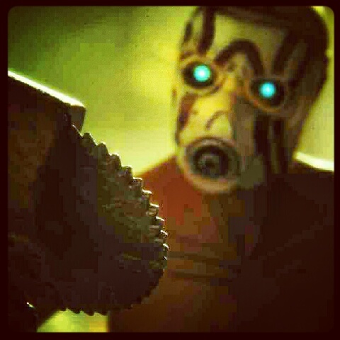 Looking for love (and fresh meat) on the Borderlands #Borderlands #Psycho