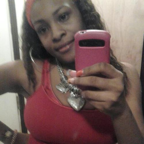 Beautyy & Brains :) Btw FMOI Beautiiful_riahh