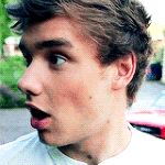 eu amo muito o one direction e a jennette mccurdy.