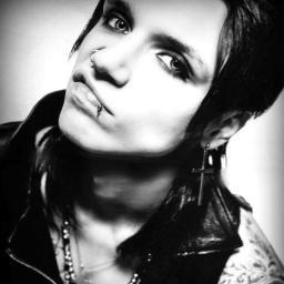 Andy_Prophet's profile picture. Holding onto lies, holding onto ties that vanished | Batman | Besties Juliet&Sammi | hubby Beau | sis Lzzy | single | kids. lea, emily grace, jake ryan, sarah