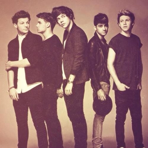 Directioner, Smiler e Belieber with pride 1D Come To Brazil @ClubeFollowBack
